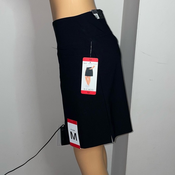 NWT Black Skort with Pocket. Short Spandex size M (2) - Picture 9 of 10